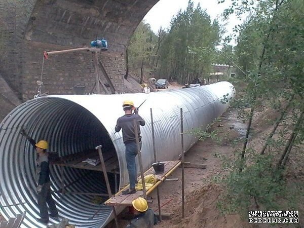 三伏天,和我到钢涵管的施工工地走一走(图2)