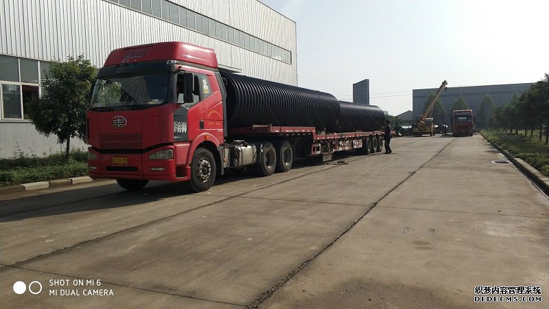河南建筑工程有限公司 DN1000 HDPE钢带波纹管(图1)