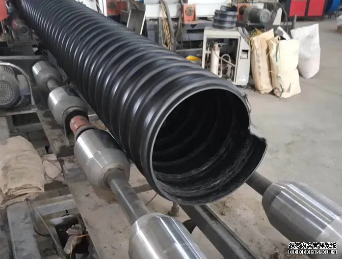 河南HDPE钢带增强螺旋波纹管厂家(图2)